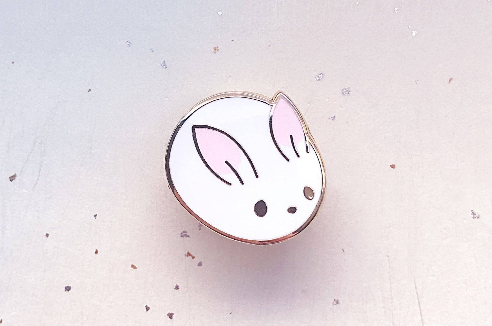 Alum and Ink – Alfinete/botão de lapela por atacado – Pin de esmalte Bunny Bun8