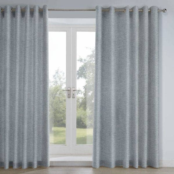 Tende foderate in tessuto intrecciato blu del Mali per la vendita all'ingrosso da parte di TEXTURED LIVES