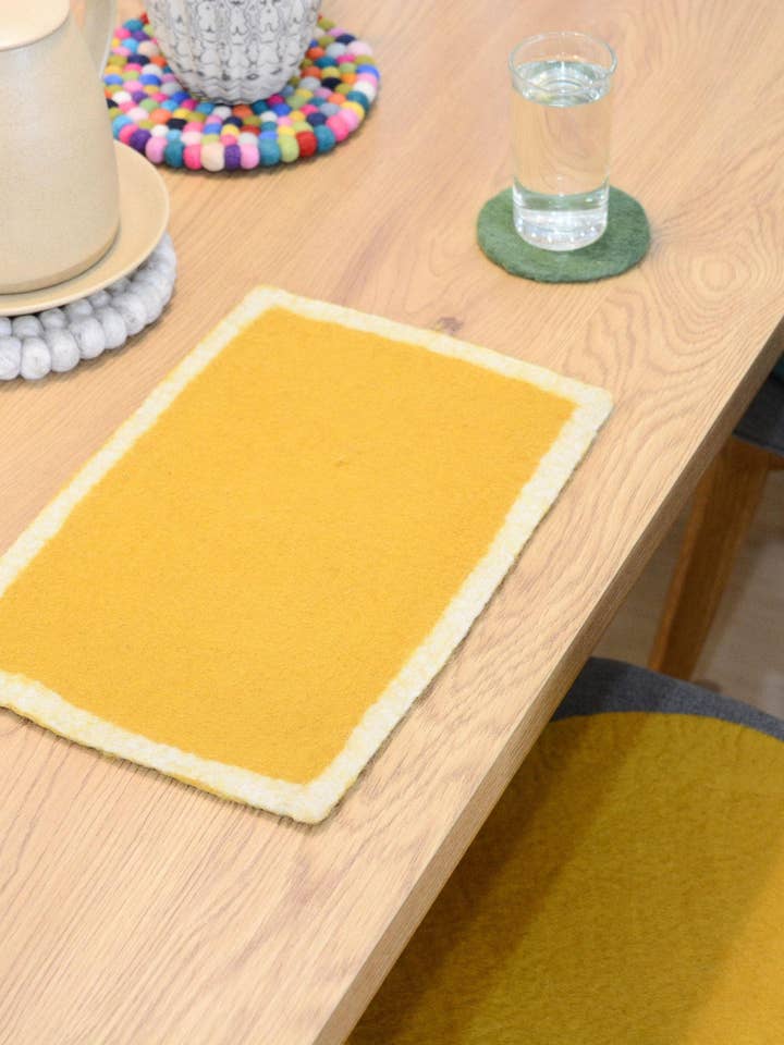 Set of 4 or 6 Handmade Wool Felt Rectangle Placemats for wholesale by Woollyfelt