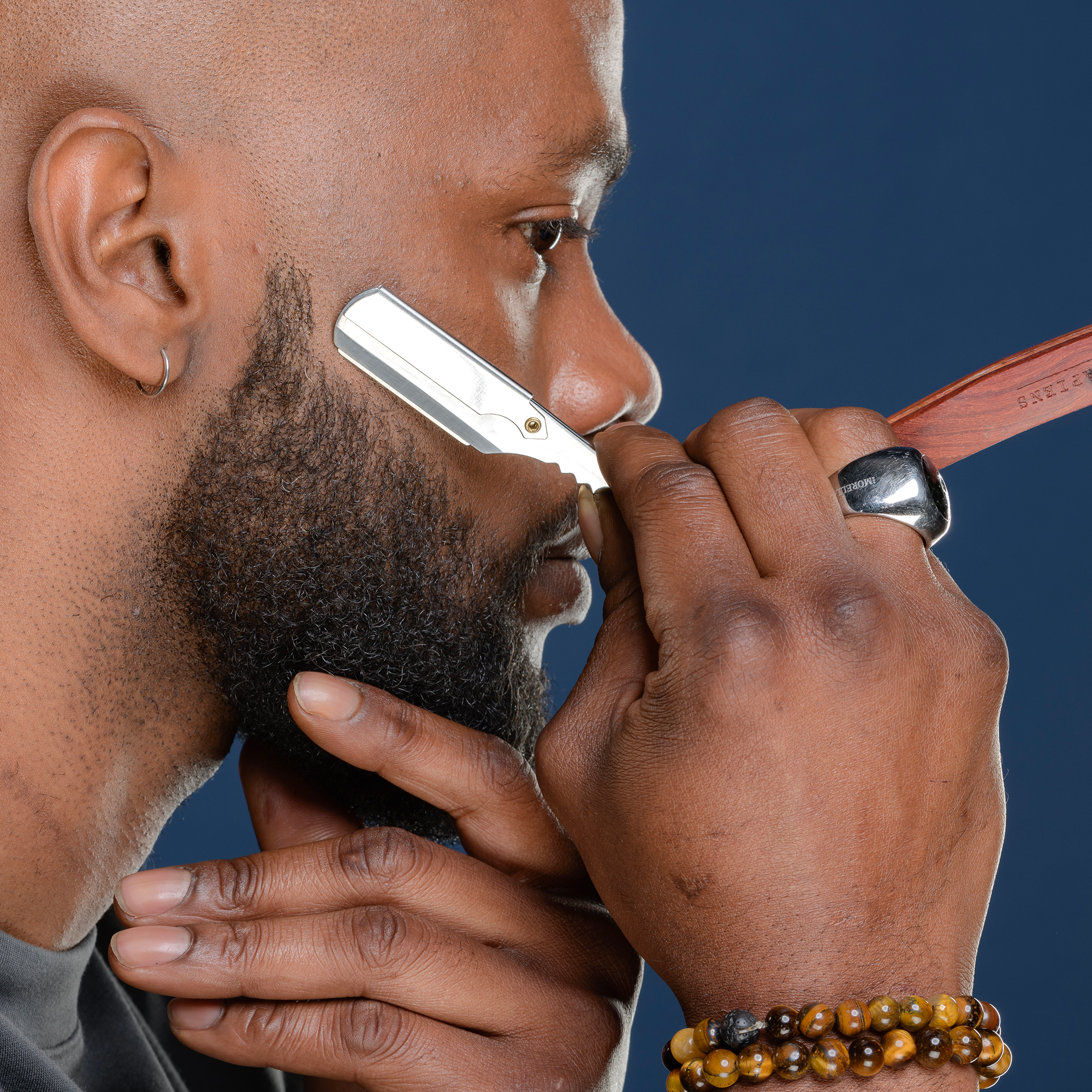 Sapiens. – wholesale Razor – Men's – Straight razor - Wood Edition4