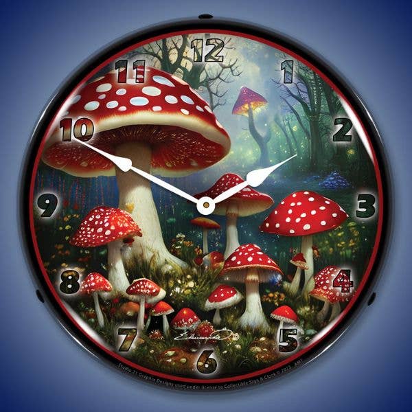Fungo Amanita Muscaria 1 di 8 per la vendita all'ingrosso da parte di Collectable Sign and Clock LLC.