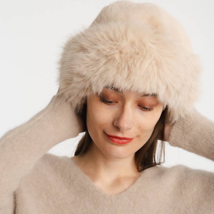JULIA PARIS – wholesale Bucket Hat - Dam – Fuskpälsmössa