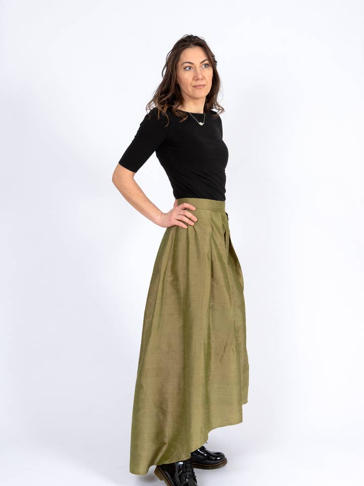 Lotus Wild Seidenrock für den Großhandel von Unatura