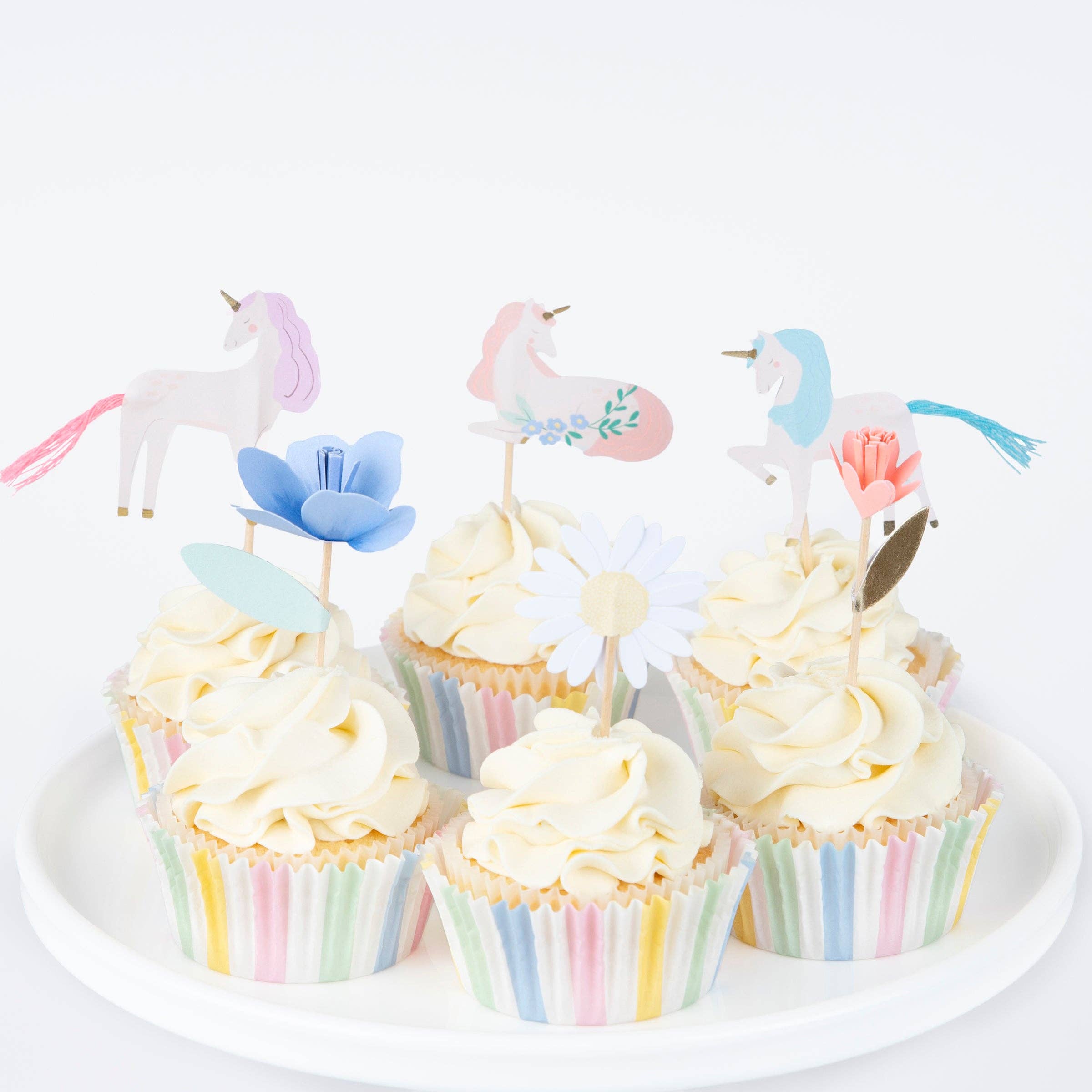 Meri Meri – wholesale Tårta/Cupcake Topper – Meri Meri muffinset med ängs-enhörningar2