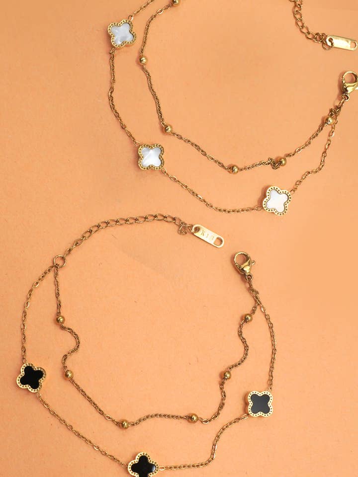 18K STAINLESS STEEL TARNISH FREE CLOVER BRACELET | 40B5173 for wholesale by JOSSLYN by wall to wall