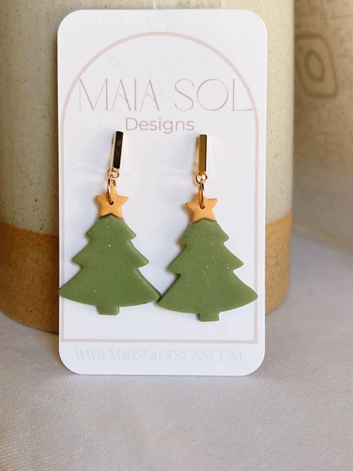 Lette juletræ øreringe for engroshandel hos Maia Sol Designs