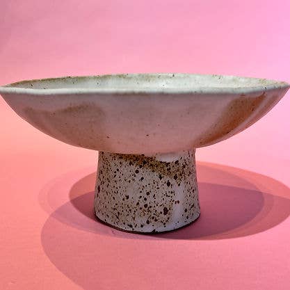 Cuenco rústico moderno de gres blanco con patas para venta al por mayor de M A N A ceramics