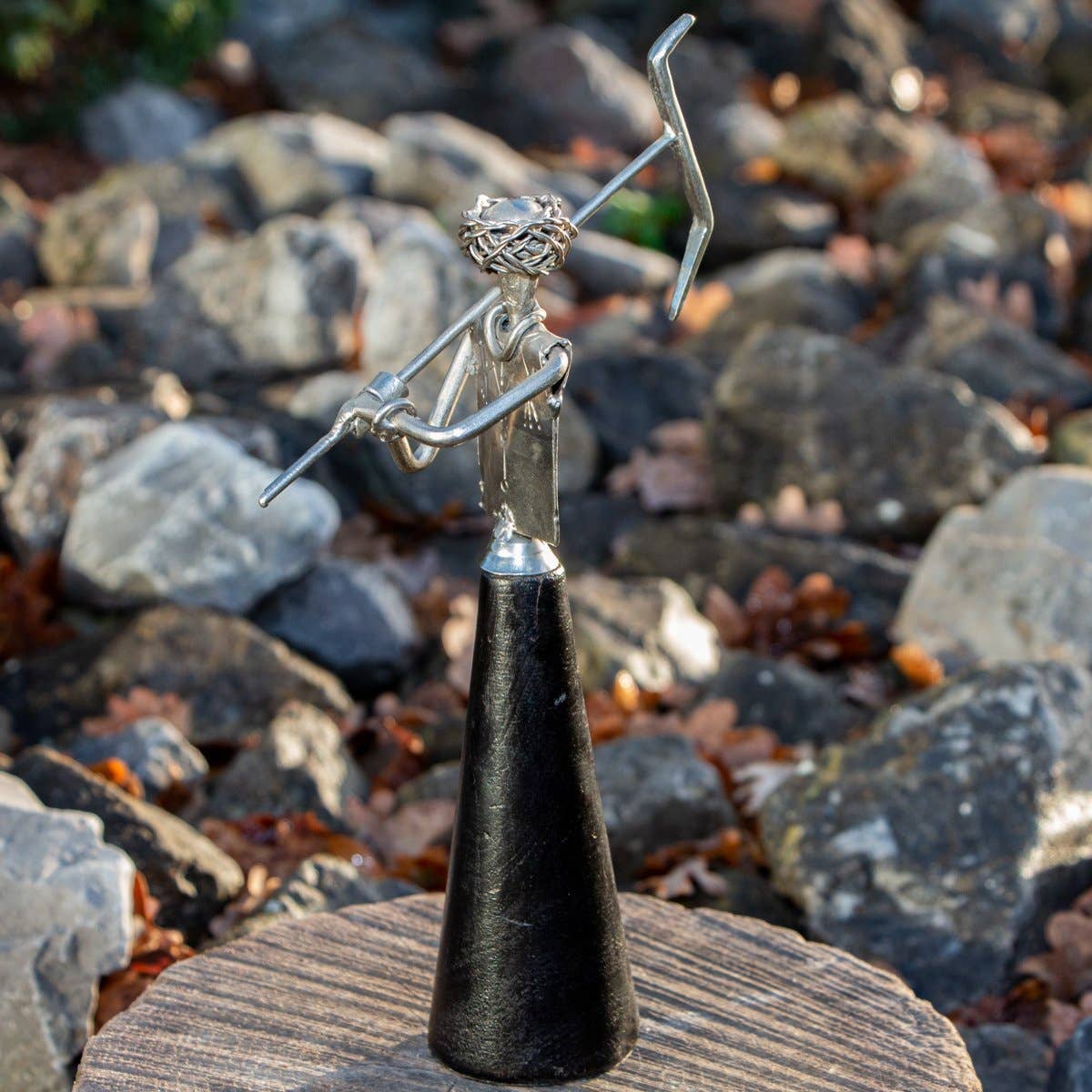 Antikas - Vendita all'ingrosso Scultura - Antikas - Piccola figura in ferro guerriero su base in legno0