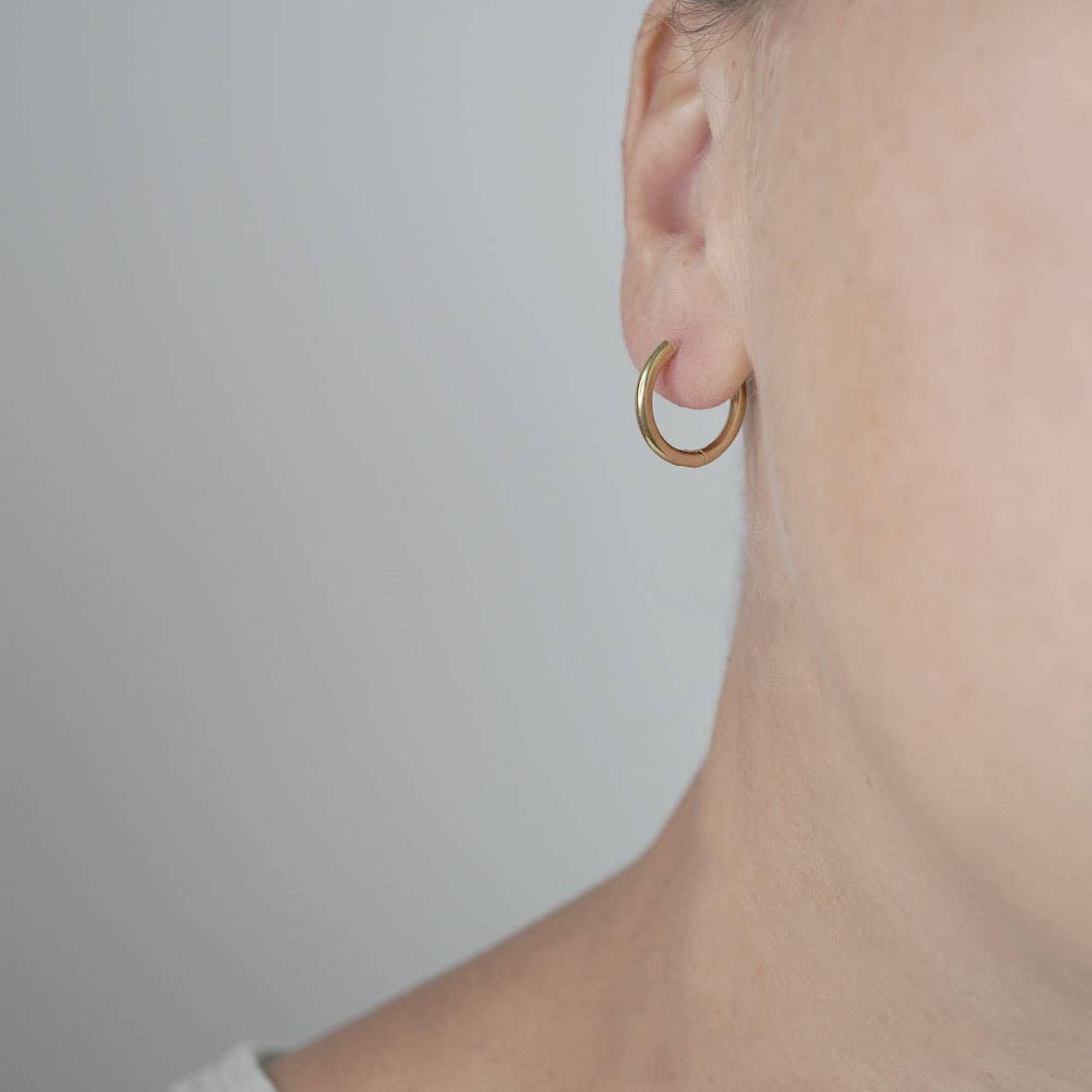 Fräulein Tapir - Wholesale Hoop Earrings - LEA Hoops3