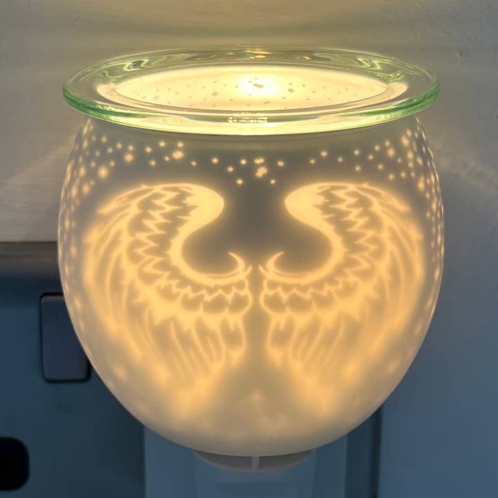 Angel Wings vægelampe til stikkontakt for engroshandel hos Divine Home Fragrances