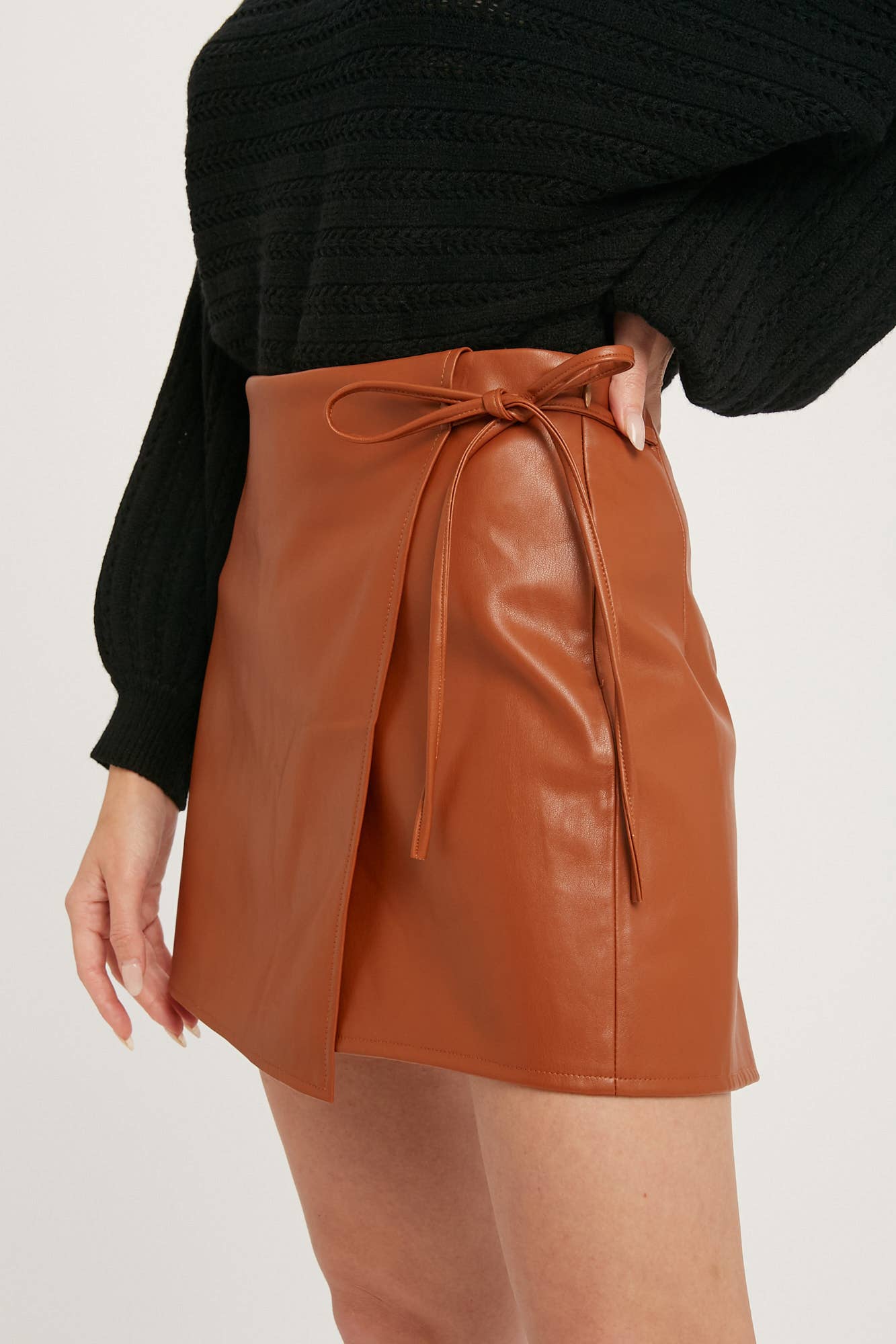 Bluivy - Wholesale Skort - Women's - VEGAN LEATHER CROSSOVER SKORT3