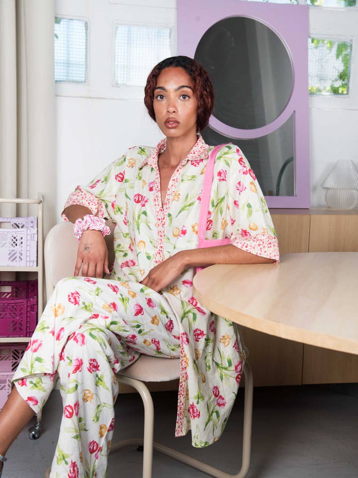 Vestido Rochi - Mistura Floral por atacado de Annie and Clemmie