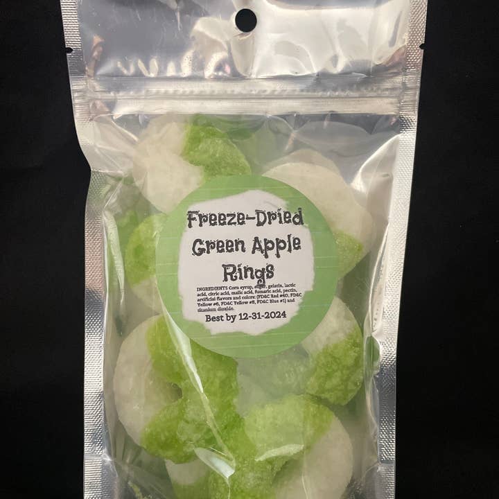 Freeze Dried Pickle Favorites and more - Wholesale Hard Candy - Freeze Dried Candy Peach Rings1