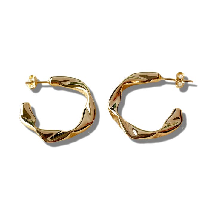 Orecchini a cerchio spessi Emma Crushed per la vendita all'ingrosso da parte di Blooh