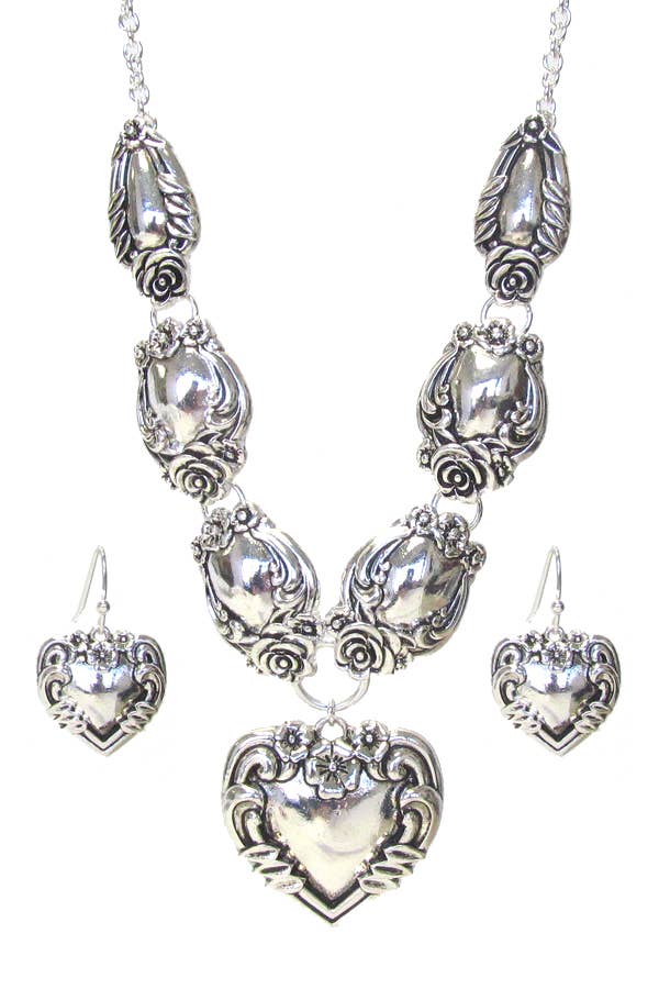 Jewelry Max - Wholesale Jewelry Set - ( #MIX02 )  SILVER UTENSIL NECKLACE SET0