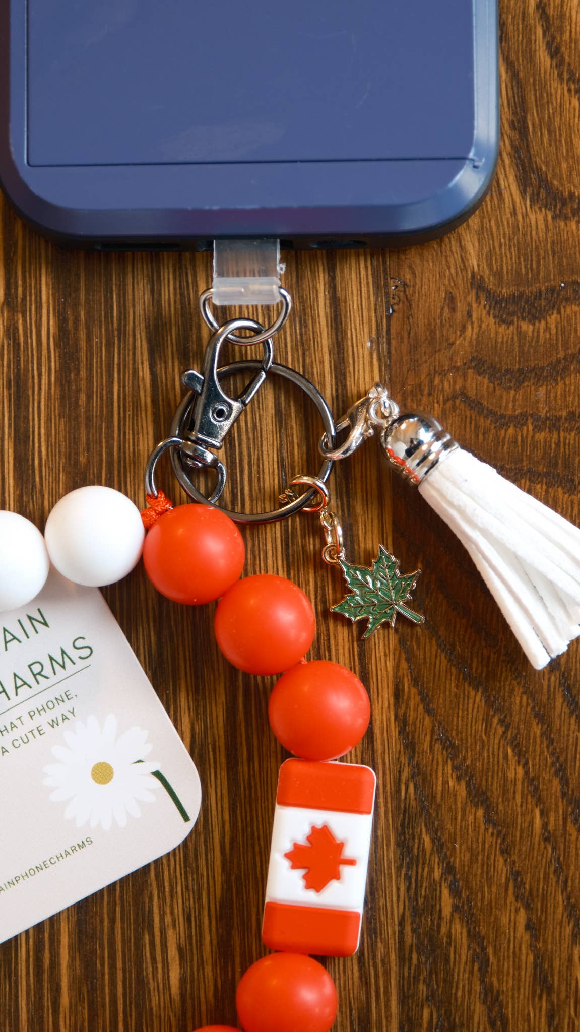 Daisy Chains Phone Charms – Engroshandel Rem til telefonetui – Silikoneperle Telefoncharme Armbånd: Canadisk Stolthed6