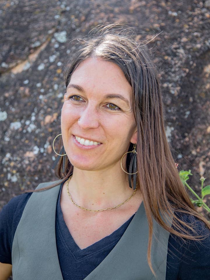 Linked Necklace for wholesale by Grain of Rice Project