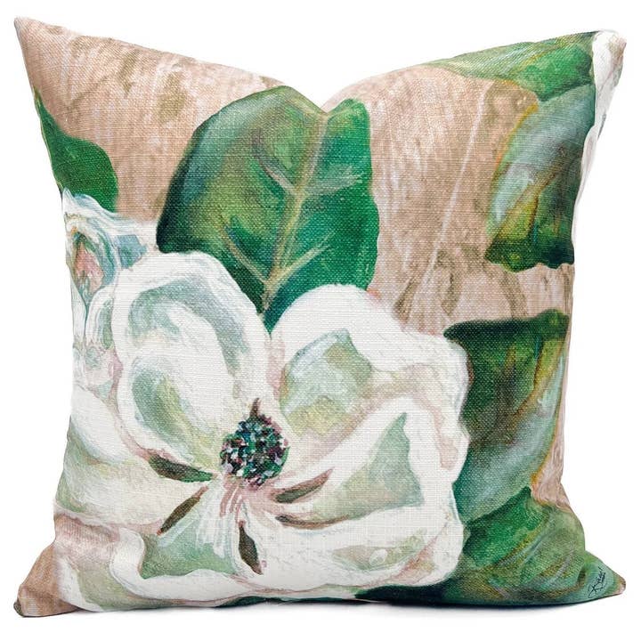 Coussin Magnolia pour la vente par Rachel Brooks Design, LLC