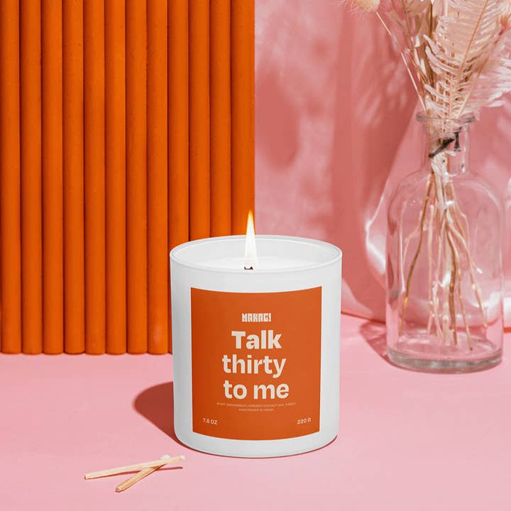 Candela con scritta Parlami di trenta per la vendita all'ingrosso da parte di Makagi