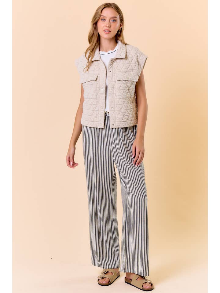 Doe and Rae - Wholesale Outerwear Vest - Women's - QUILTED POINT COLLAR FLAP PATCHED POCKET VEST - 10626J-14