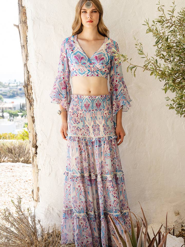 Rokset Bone Paisley voor wholesale door Pinnacle By Shruti Sancheti