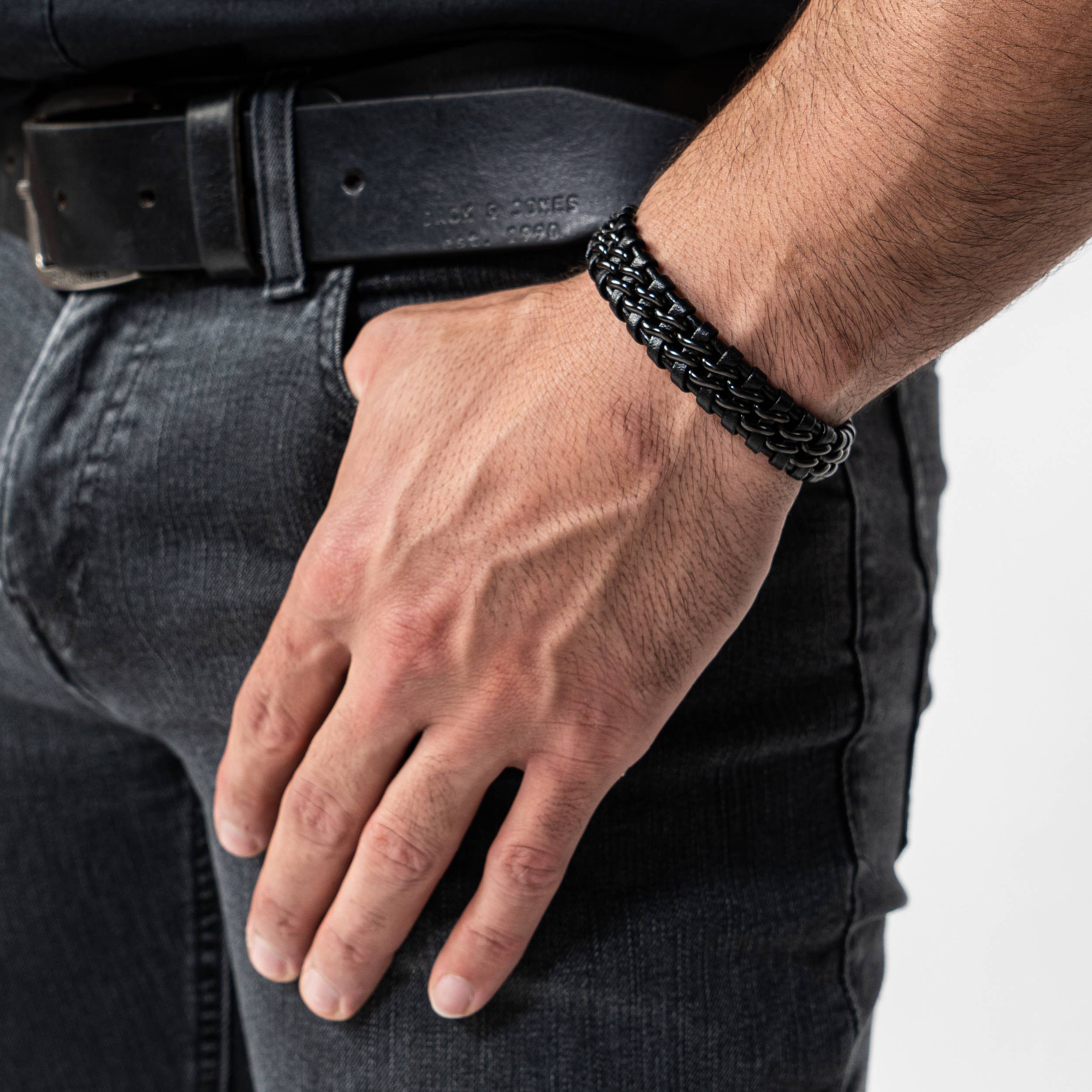 SERASAR – wholesale Link & chain bracelet – Leather bracelet “Steel” - black - B0123