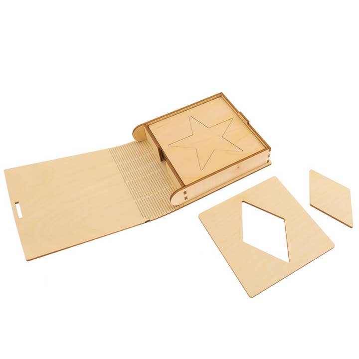 Wooden traning set Shapes with box for wholesale by Munda Mundi