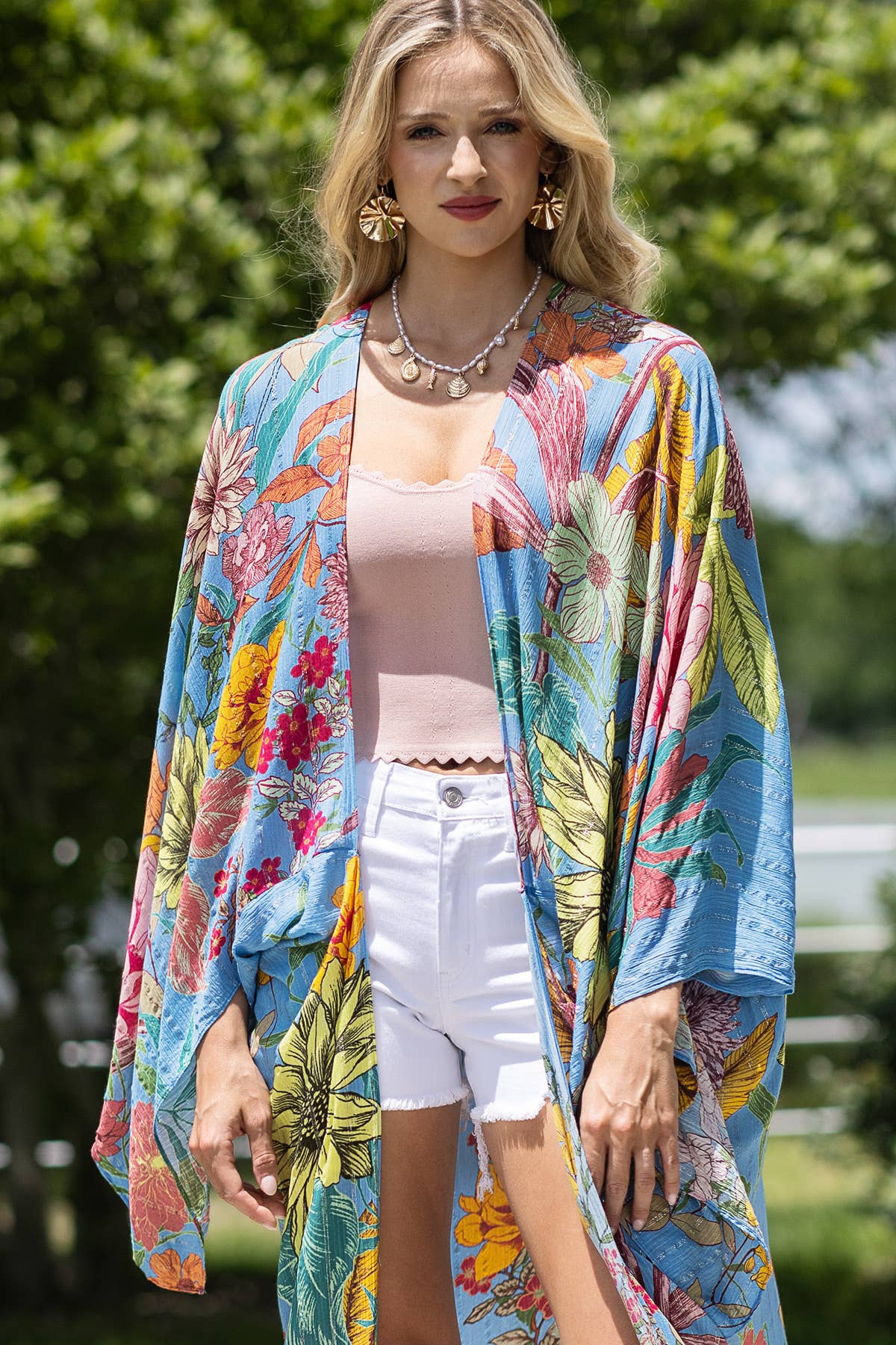 Madelin Madelin gekleurde kimono met bloemenprint en lurex voor groothandel op Faire6