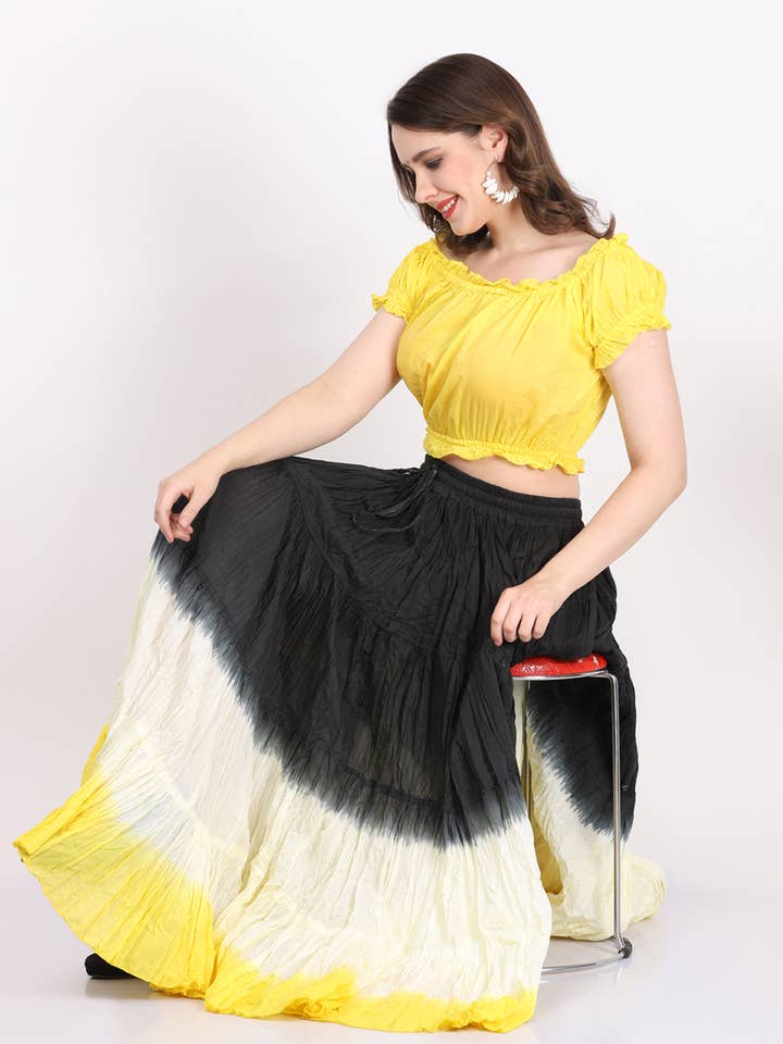 Wevez - Wholesale Skirt - Women's - American Tribal Style 25 Yards Cotton Renaissance skirt