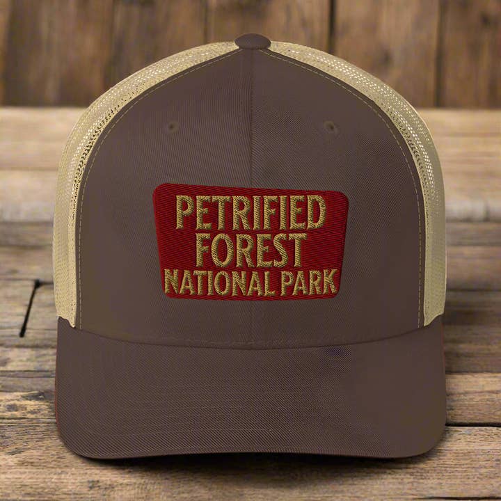 Petrified Forest National Park Borduurwerk Truckerpet voor wholesale door Park Service Apparel