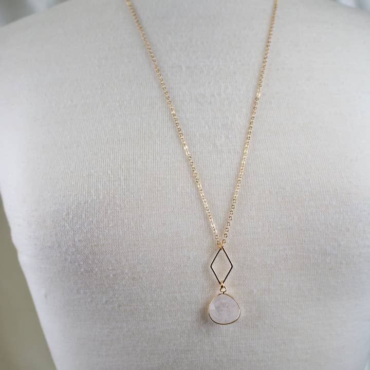 TISH jewelry – Colar pingente/pendente por atacado – Rosa//Colar Pendente Lágrima Quartzo3