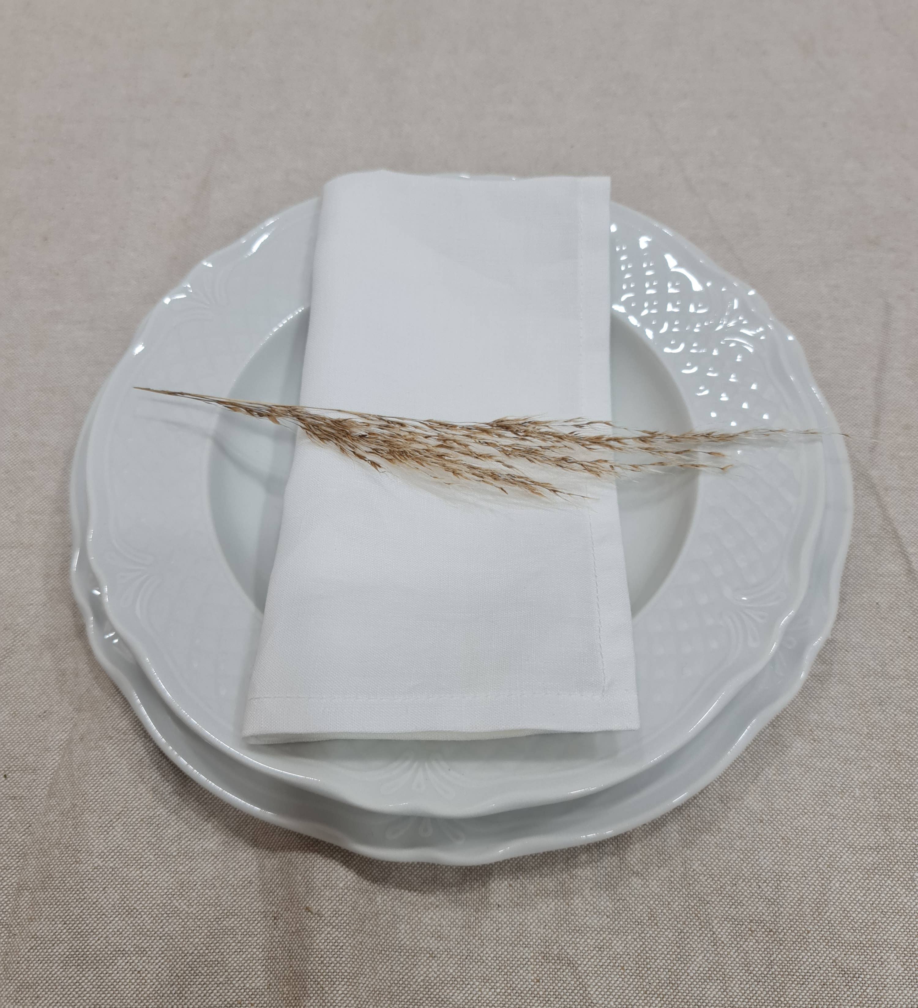 Lunaria Lab - Wholesale Dinner & Cloth Napkin - Linen napkins Classic model2