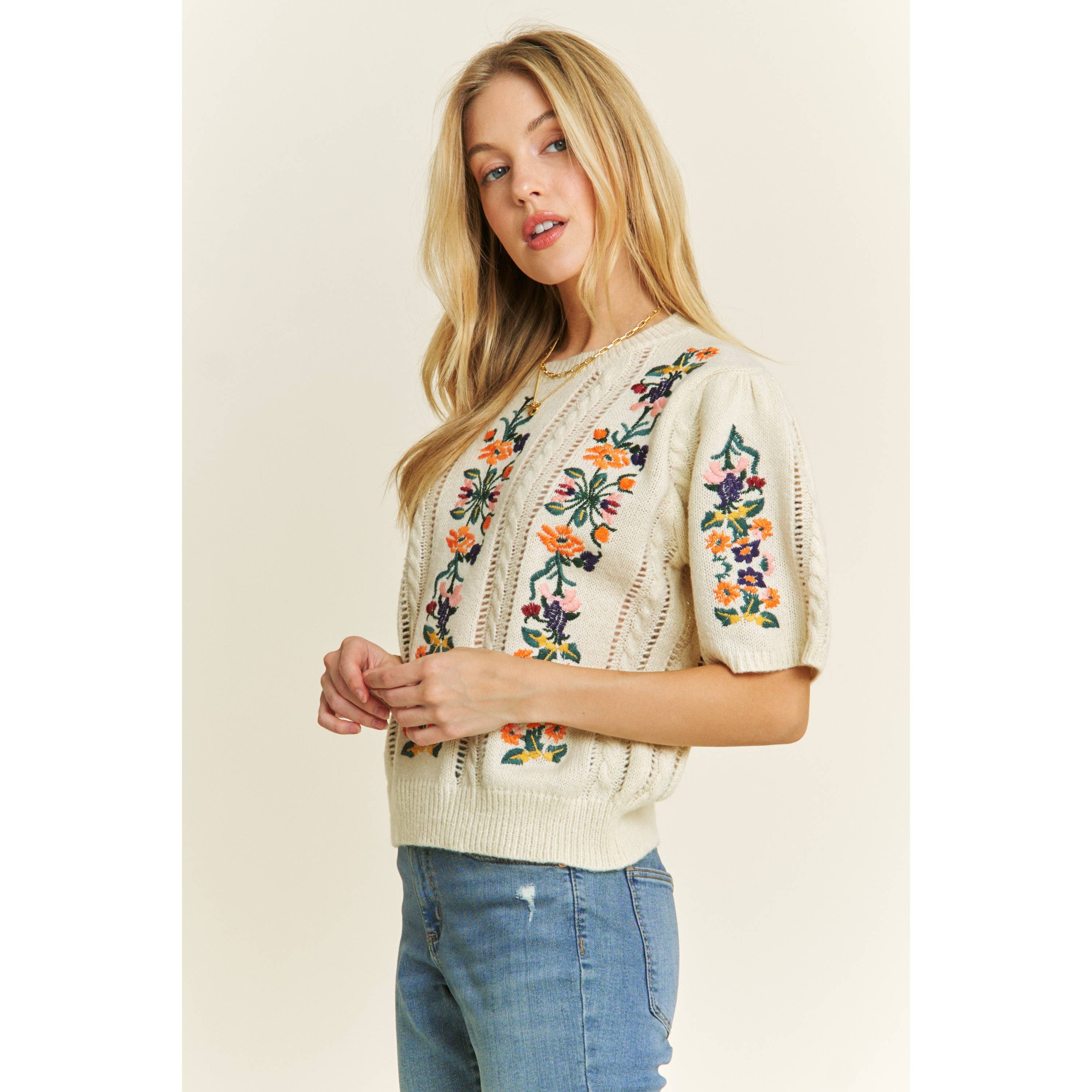 Sweet Generis - Wholesale Knit Sweater - Women's - CUTE FLORAL EMBROIDERY CASUAL PULLOVER SWEATER15