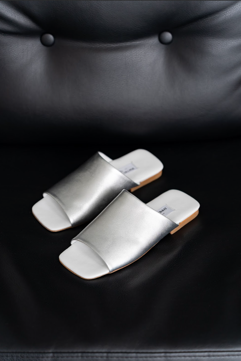 Nenya Fashion Limited – wholesale Slides – Women’s – Flat Slides Piazza5