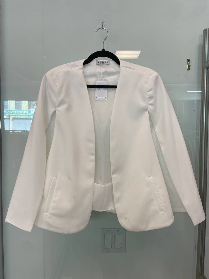 L3669-1 per la vendita all'ingrosso da parte di Adore