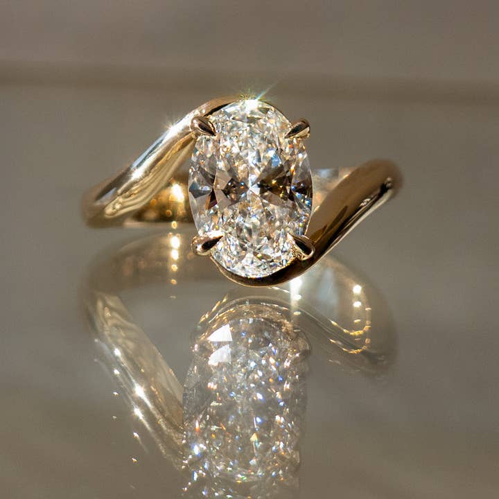 D'DAS - Wholesale Band/Stacked Ring - 14k Ovel cut Solid Gold Cave Bezel Set Ring For Gift