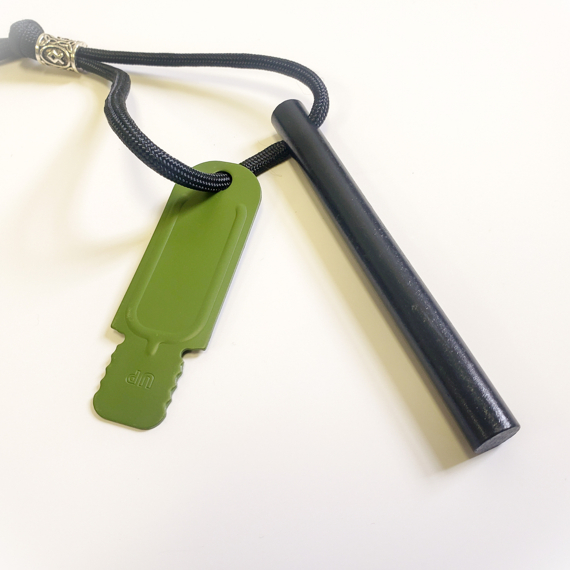 Graft Outdoors LLC - Vente Briquets - Firesteel - Bâton de feu avec pierre à brûler pour camping et survie5