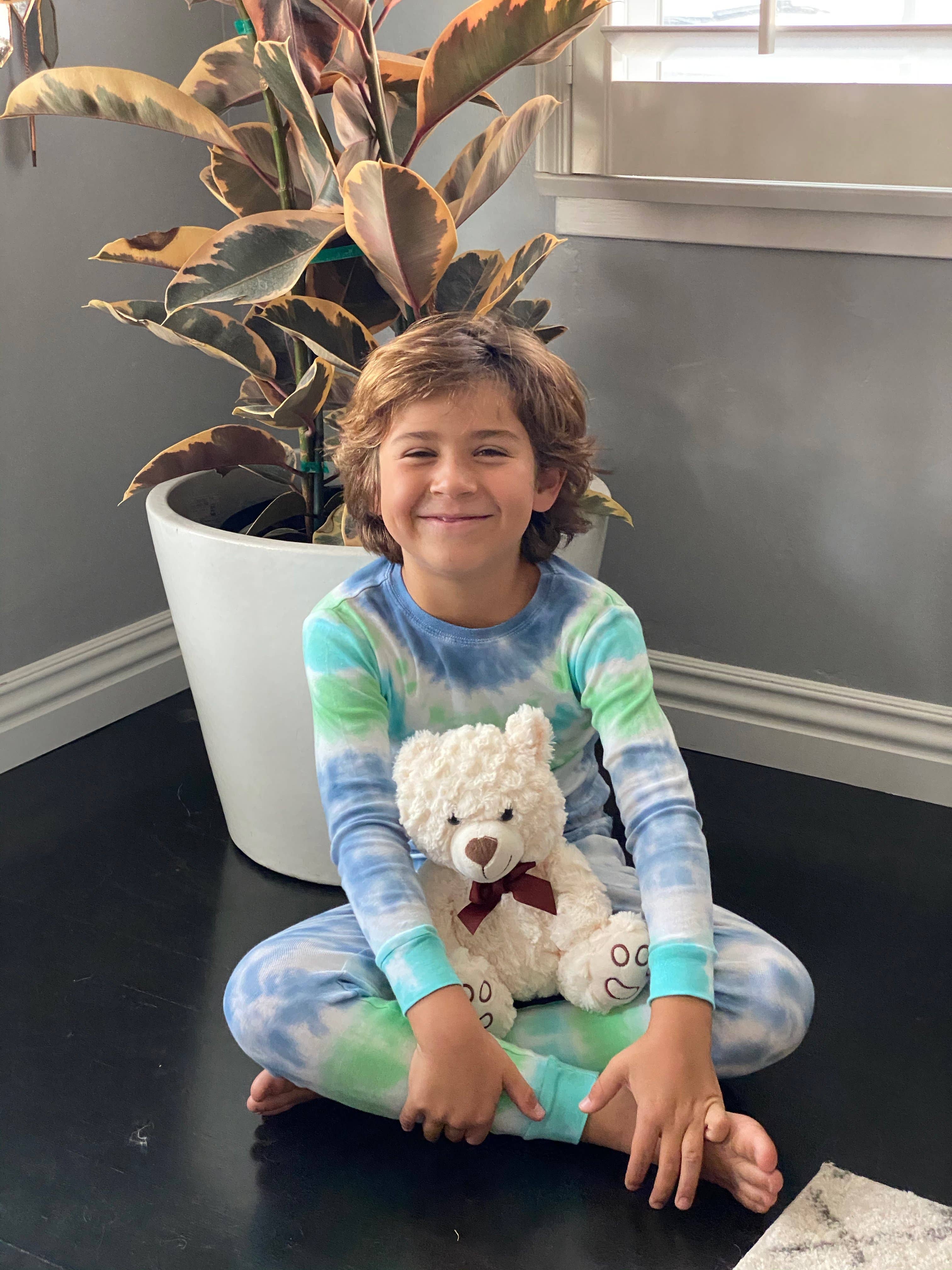 Sejrrige Aktivitet Kit - Victorious Collection - 2 Pc Pyjamas - Tie Dye for engroshandel på Faire7