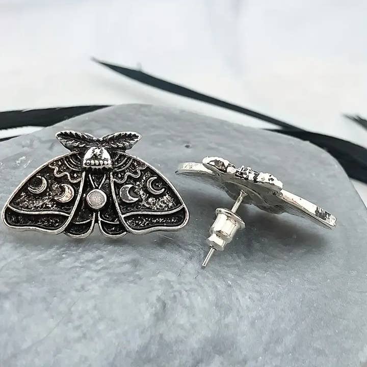 Magnifique Hearts - Wholesale Stud/post earrings - Mystical Moth Stud Earrings, Oxidized insect Earrings 1