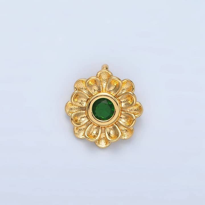 Colgante de Pétalo Curvado con Flor de CZ Verde Relleno de Oro de 24K | E064 para venta al por mayor de Aim Eternal