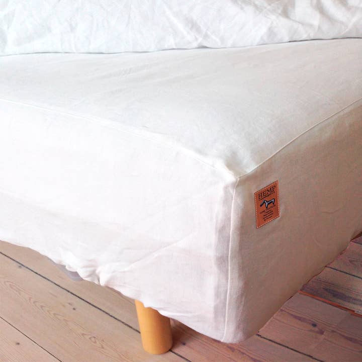 Fitted Sheet 100% Hemp White for wholesale by Hemp Copenhagen Co.