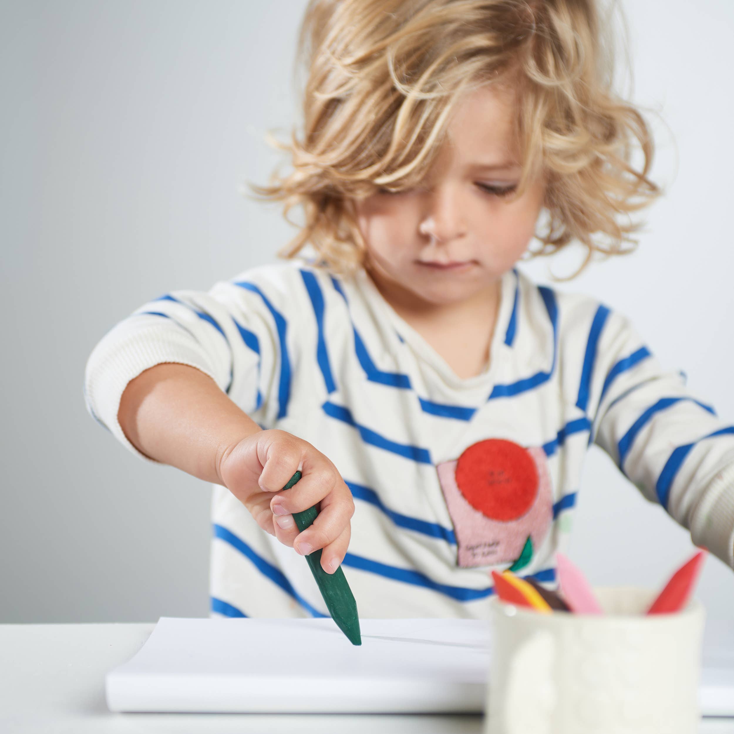 elseware unplug / eco-kids - Wholesale Crayons - Kids & Baby - Beeswax Crayons - Extra Large - 8 Natural & Non-Toxic Colors2