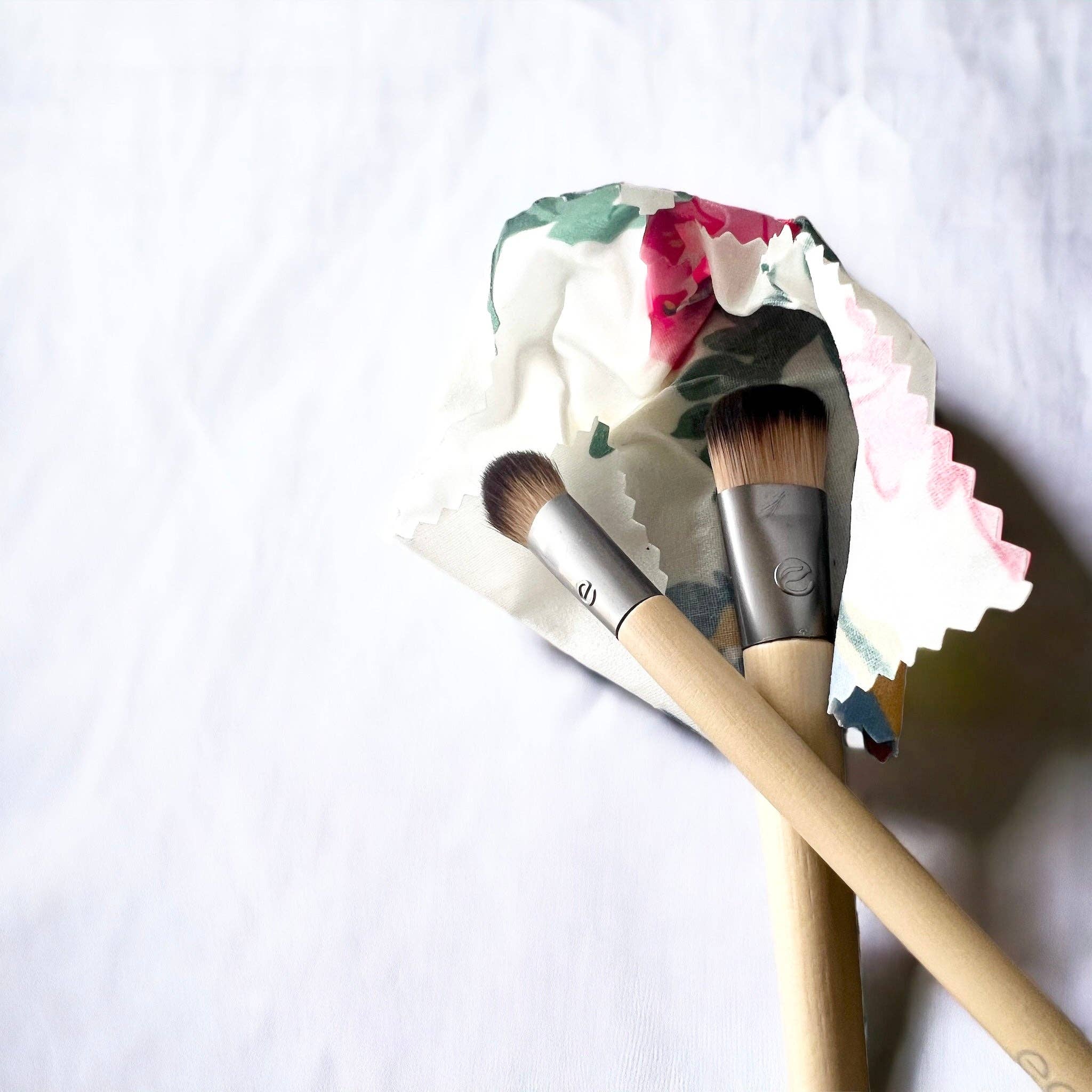 Lou Bees - Wholesale Food Storage Wrap/Bag - The Mighty Tiny wraps3