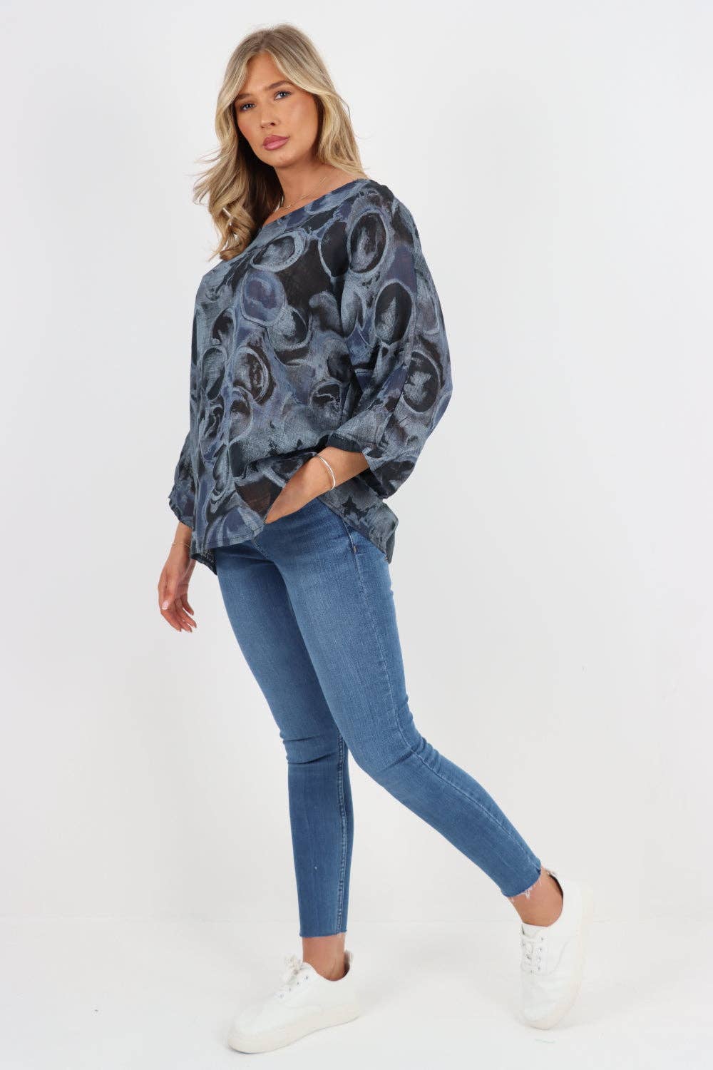 Miss Bold – wholesale Blouse – Women’s – Italian Circle Print Cotton Top25