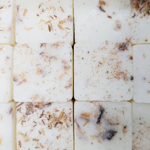 Cuban Oak Pick & Mix Fragrance Melts, Box of 48 for wholesale by SÒLAS Home