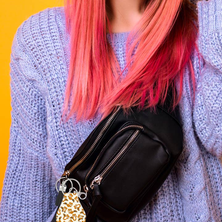 Jolitee - Wholesale Keychain - Unisex - Neoprene AirTag Case Keychain – Red Pandas4