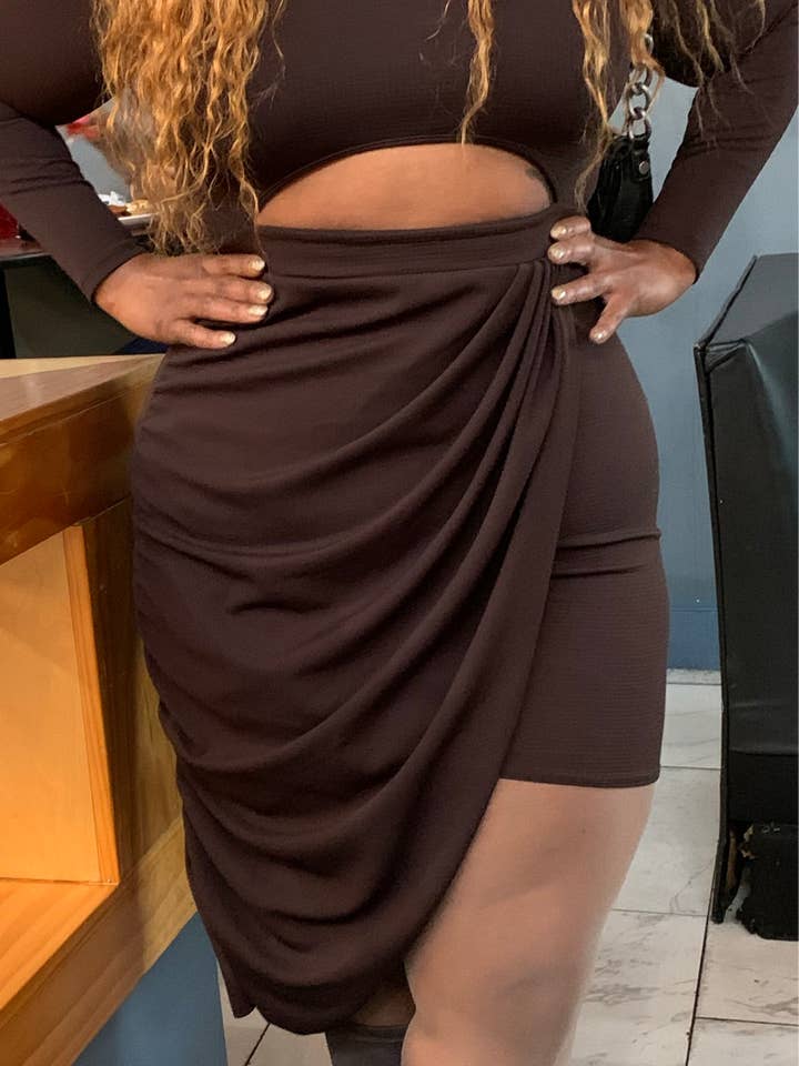 Öppen konceptklänning för wholesale av Exclusively Yourz