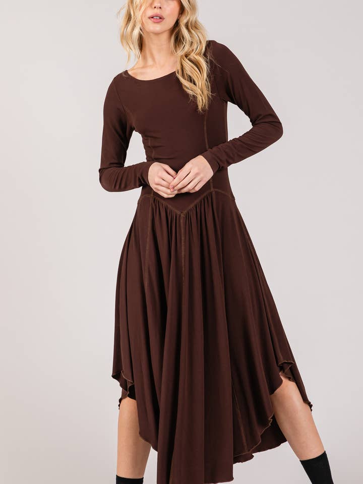 Midi kjole i jersey lommetørklæde med løfhals for engroshandel hos Lara Daisy