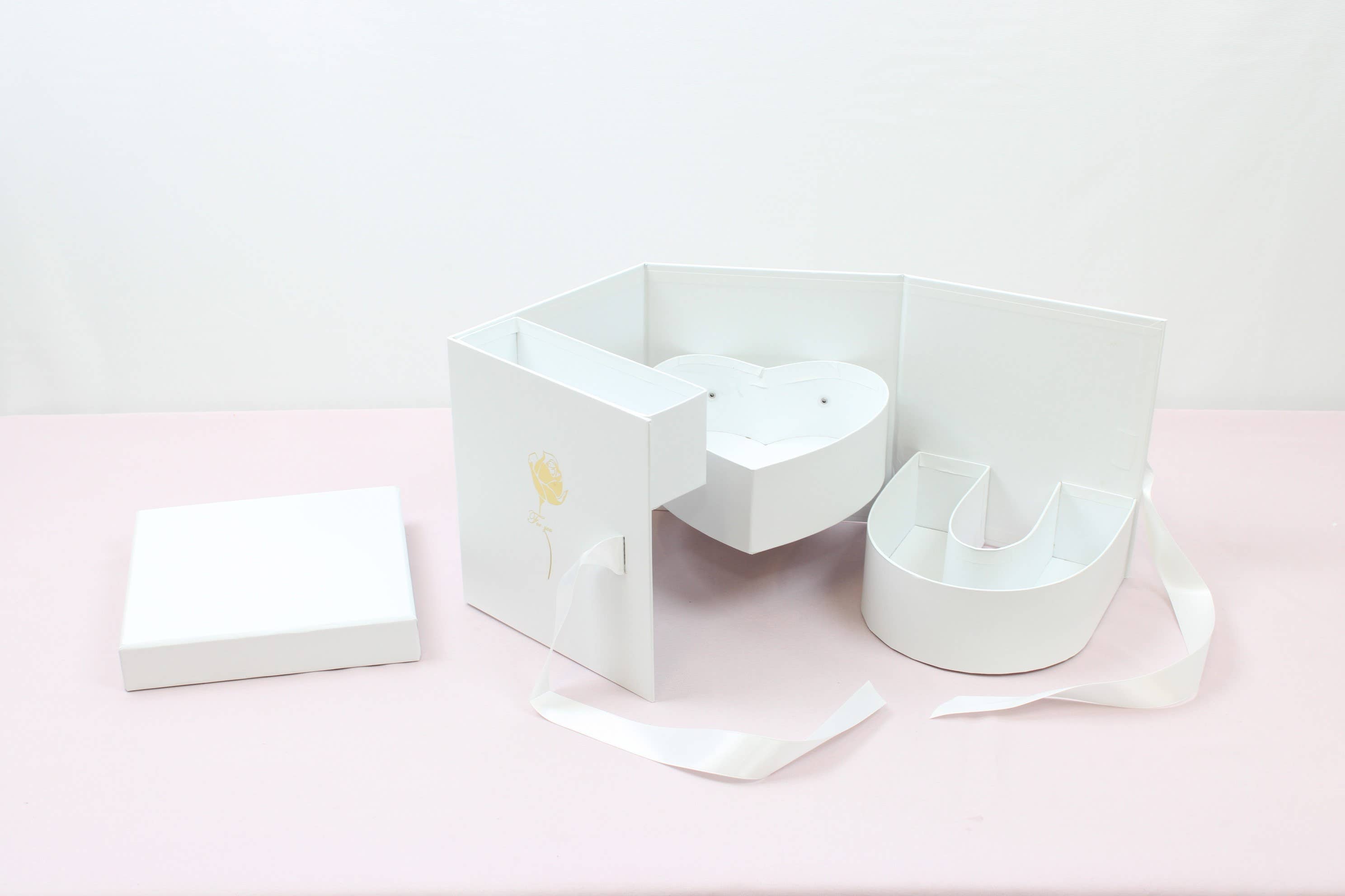 Elegant Design Supply - Venta al por mayor Caja de regalo - Caja de regalo con diseño de flor con monograma giratorio «I Love You»6