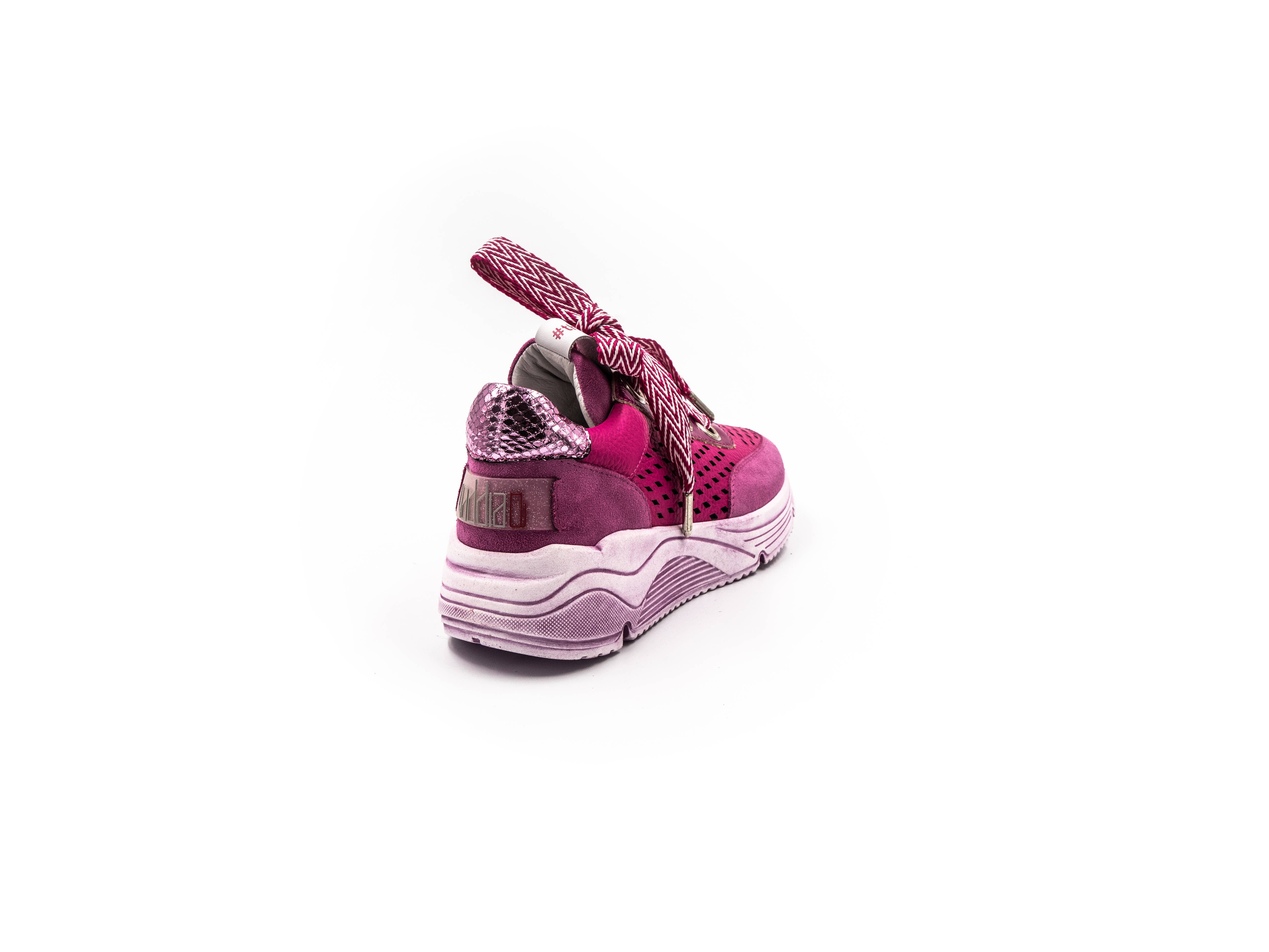 Vaddia USA - Wholesale Lifestyle Sneakers - Women's - Binx7